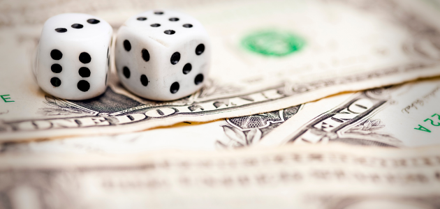 ギャンブルでの借金は任意整理(債務整理)が可能?借金問題の相談について解説