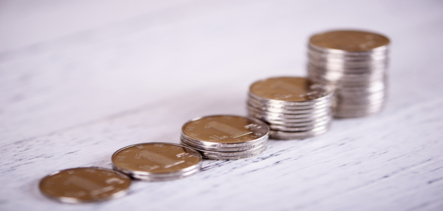 任意整理で利息はカットできる?債務整理で借金の返済額を減額できるケースと弁護士・司法書士への相談を解説